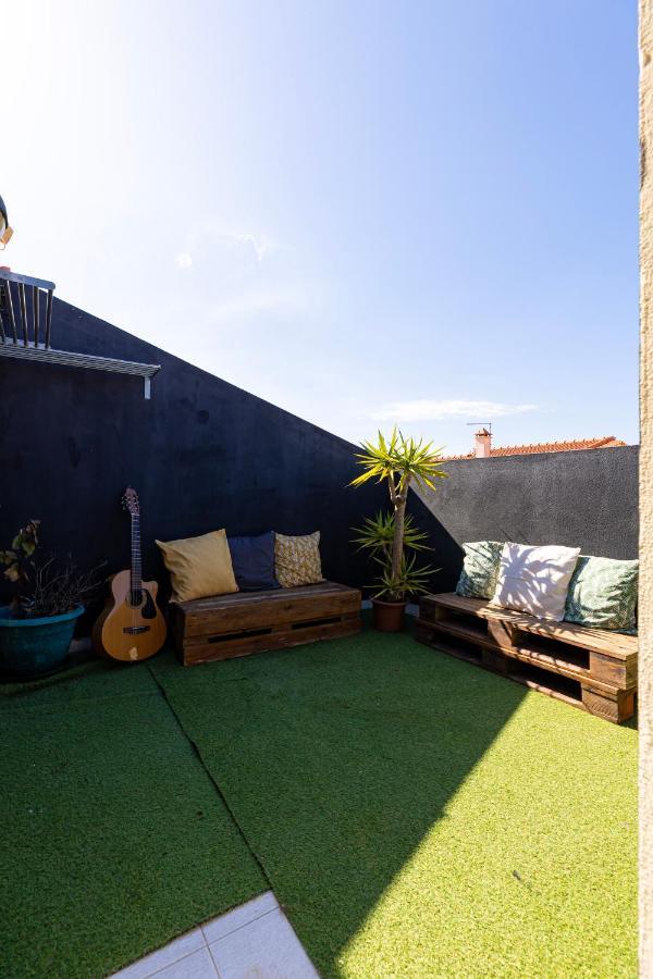 Pineapple Surf House Albergue Peniche Exterior foto