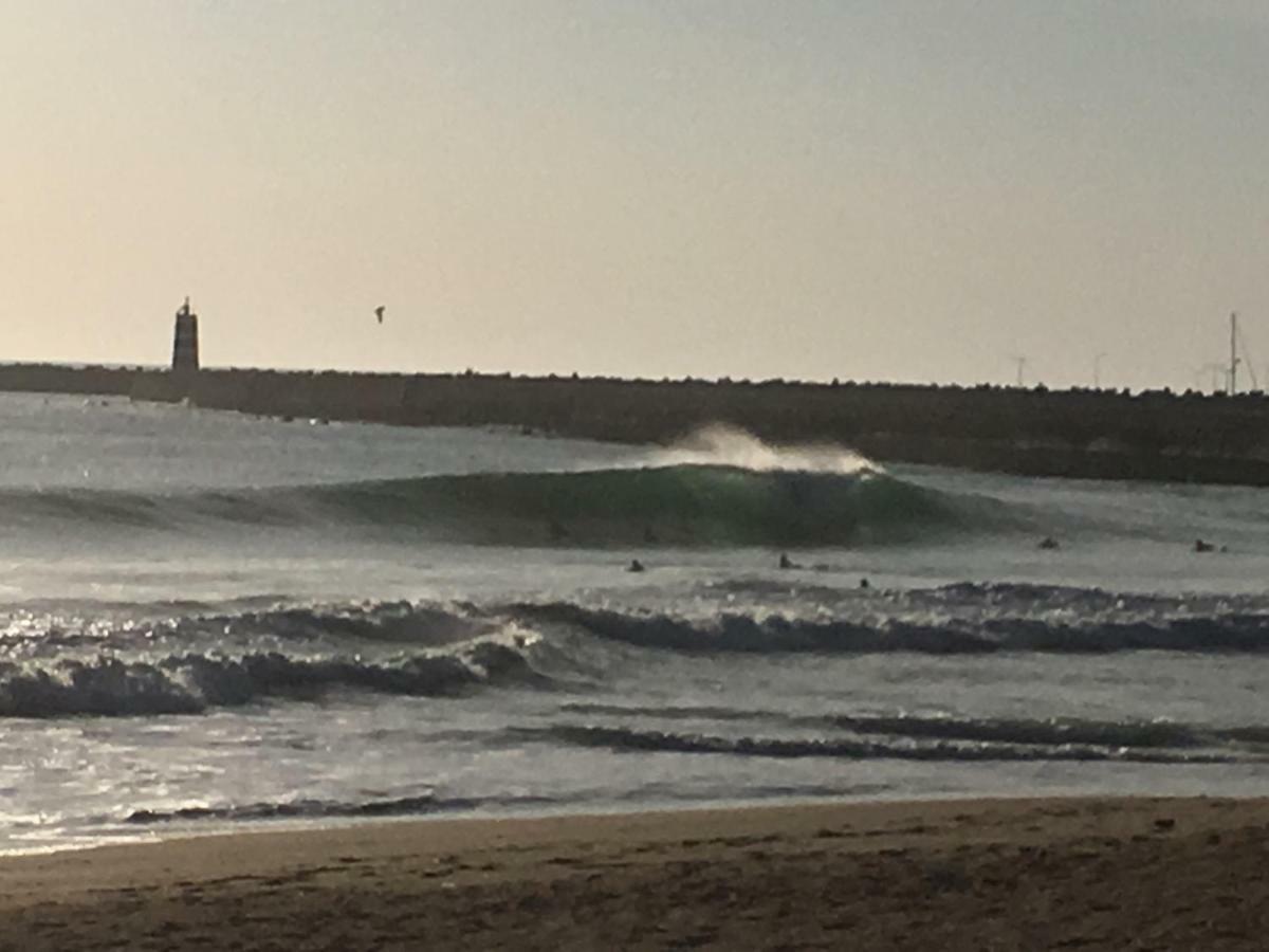 Pineapple Surf House Albergue Peniche Exterior foto